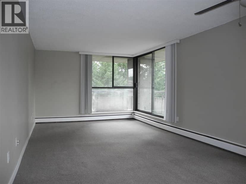 702 3771 BARTLETT COURT, Burnaby, photo 5