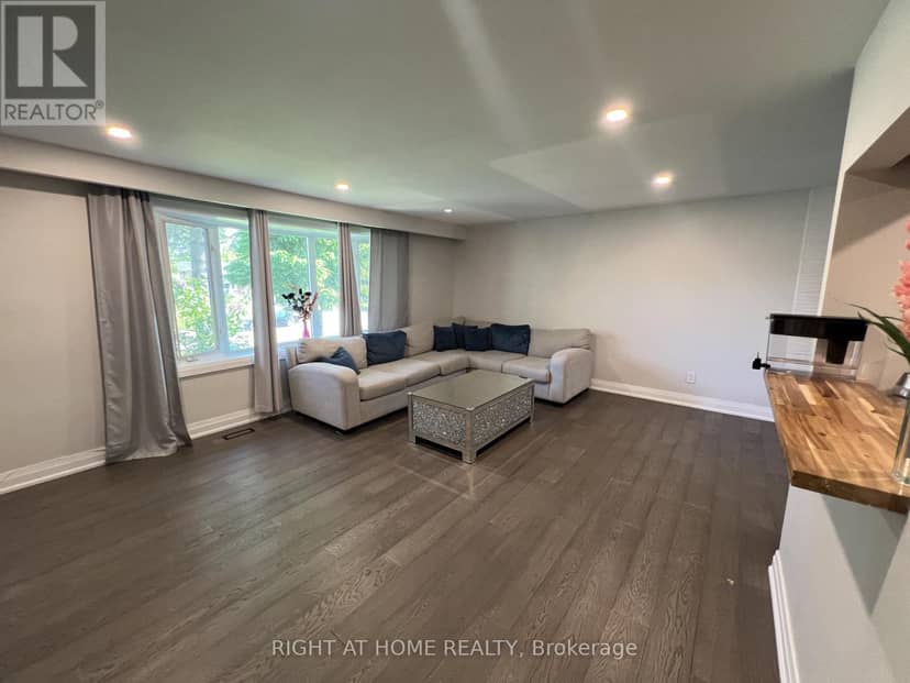 310 Admiral Road — photo 11 of 40