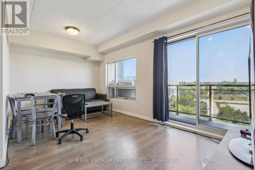 G607 - 275 Larch Street — photo 2 of 23