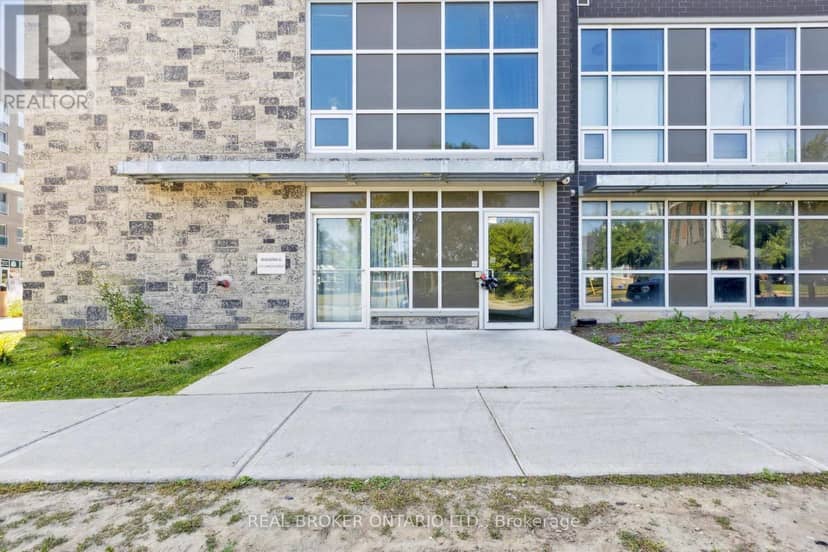 G607 - 275 Larch Street — photo 5 of 23
