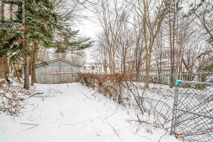 221 MacLean Street — photo 38 of 40