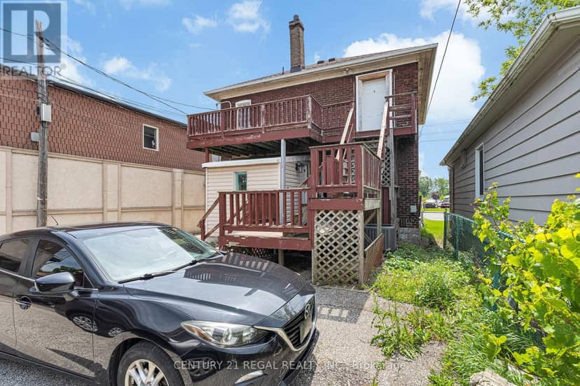 942 Tecumseh Road E — photo 33 of 35