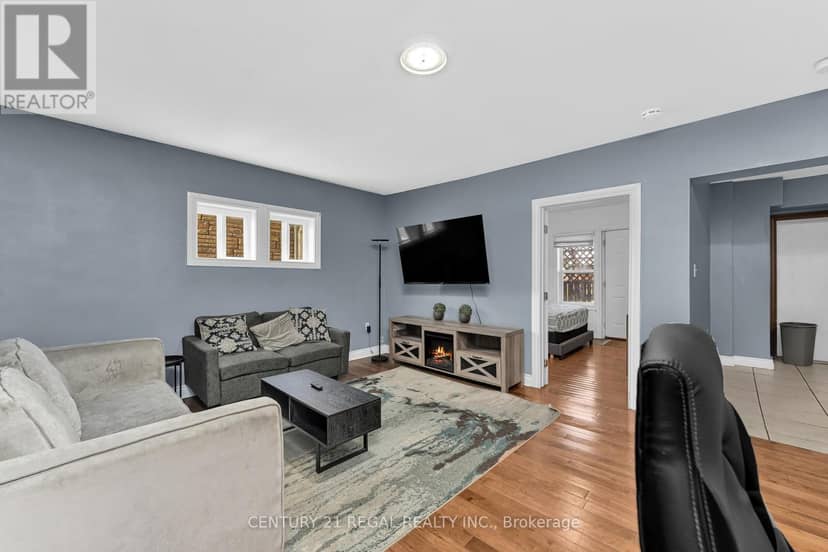 942 Tecumseh Road E — photo 4 of 35