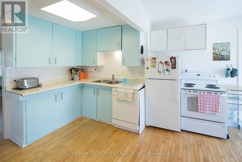 21 Ferris Street — photo 23 of 34