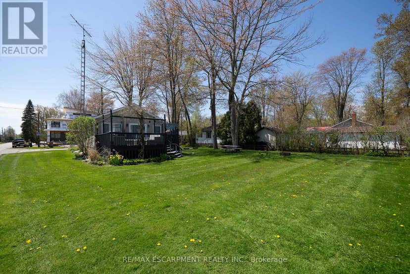 21 Ferris Street — photo 31 of 34