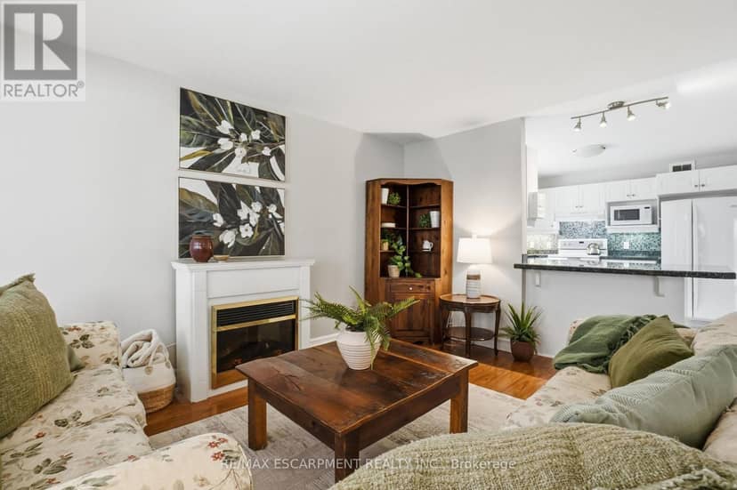 148 Glenariff Drive — photo 16 of 38