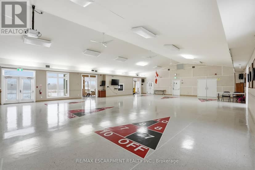 148 Glenariff Drive — photo 36 of 38