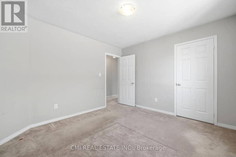 82 Gwillimbury Drive — photo 25 of 40