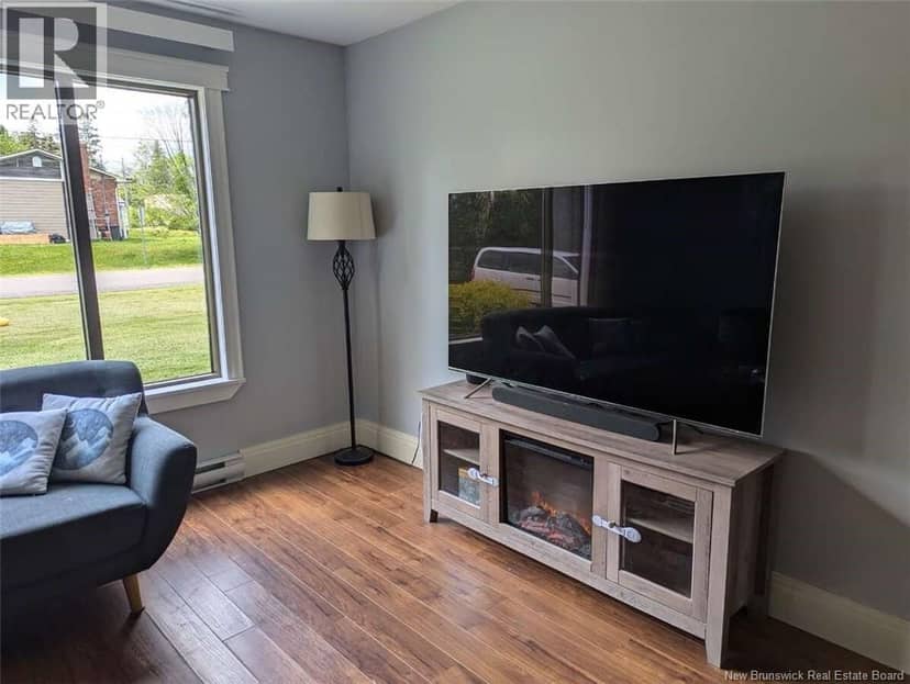 62 Bateman Promenade — photo 10 of 40