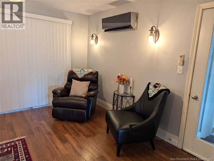 62 Bateman Promenade — photo 14 of 40