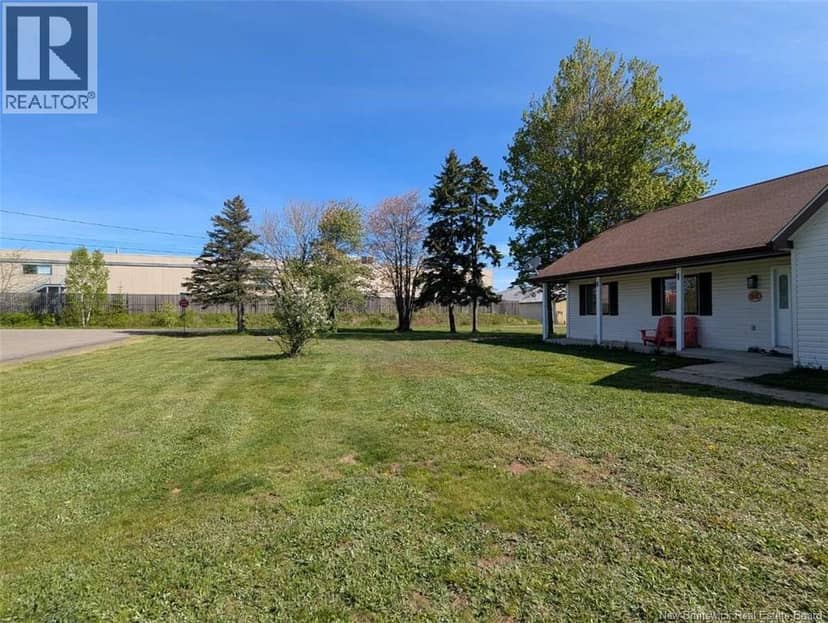 62 Bateman Promenade — photo 3 of 40