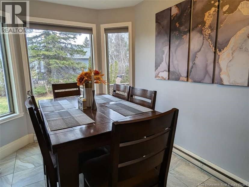 62 Bateman Promenade — photo 19 of 40