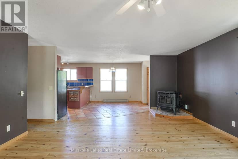 11 Harris Street — photo 7 of 16