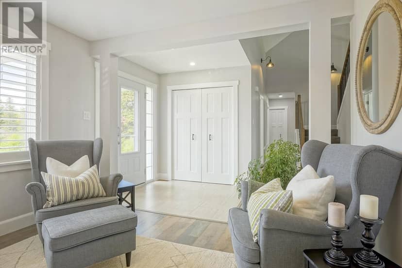 38 Quincy Adams Road — photo 11 of 40