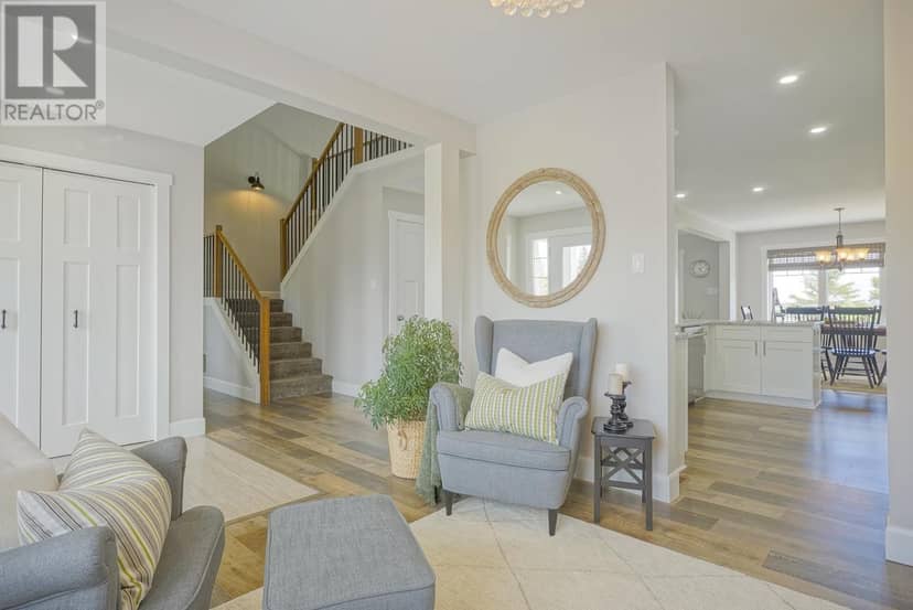38 Quincy Adams Road — photo 12 of 40