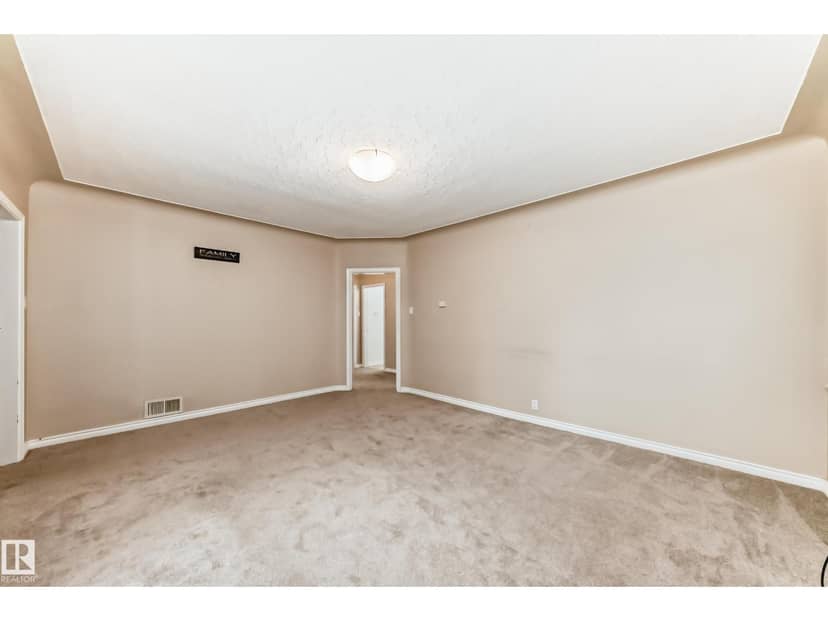 7723 81 AV NW, Edmonton, photo 8