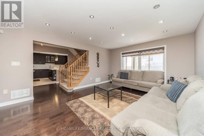 3 White Road — photo 11 of 40