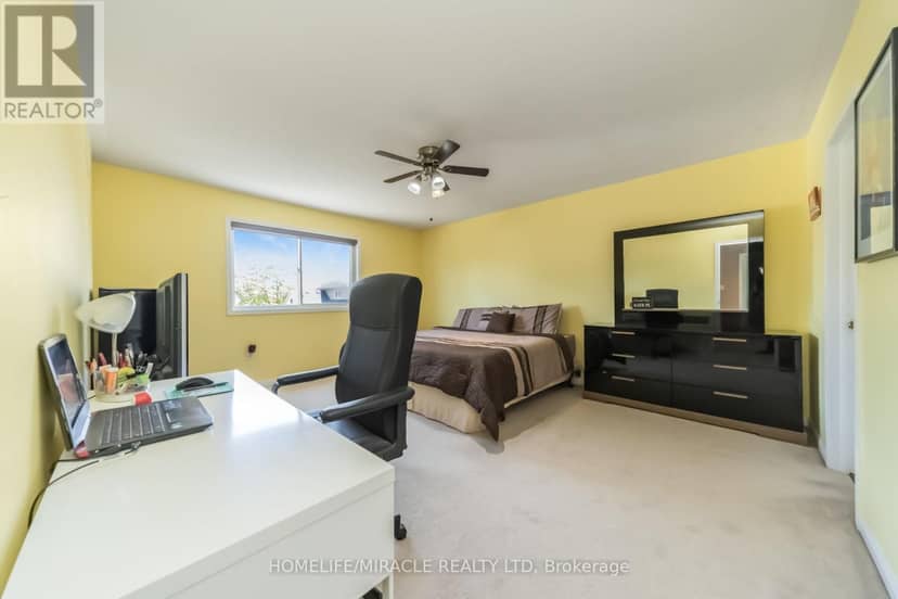 3 White Road — photo 20 of 40