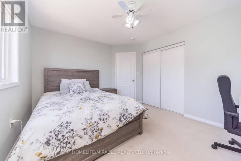3 White Road — photo 23 of 40