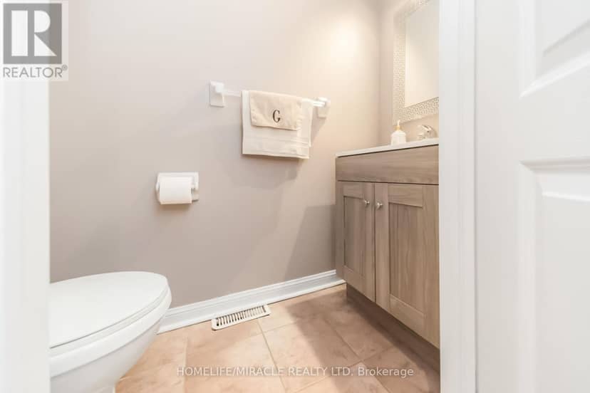 3 White Road — photo 32 of 40