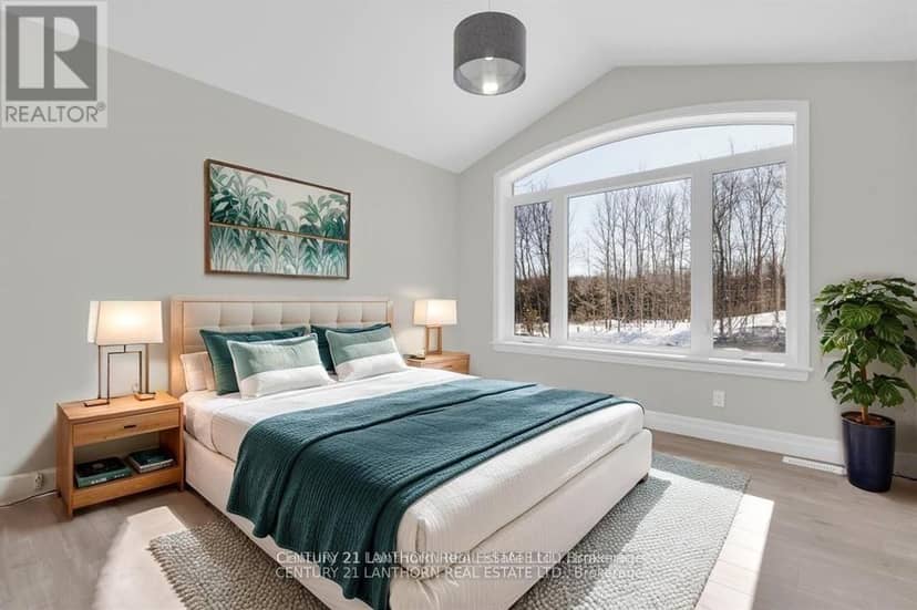1039 Crookston Road — photo 14 of 35