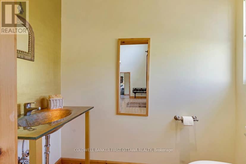 9868 County Road 42 Road — photo 15 of 40