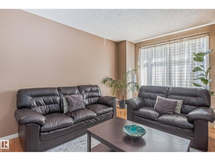 #49 8403 164 AV NW, Edmonton, photo 4