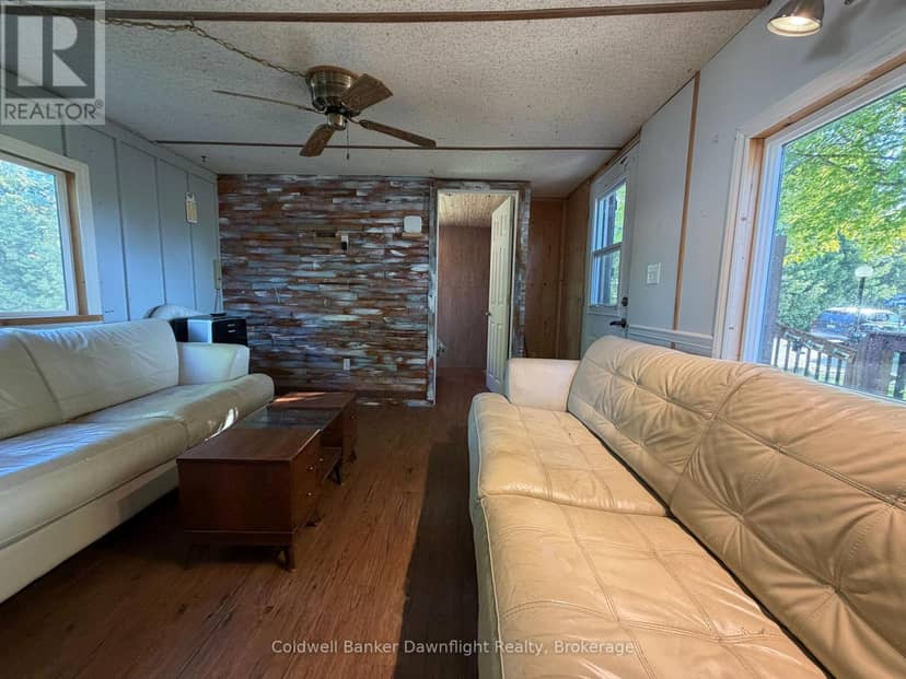 33833 Hessenland Lane, Bluewater, photo 8