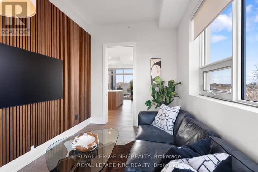 601 - 77 Yates Street — photo 14 of 40