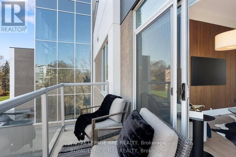 601 - 77 Yates Street — photo 18 of 40