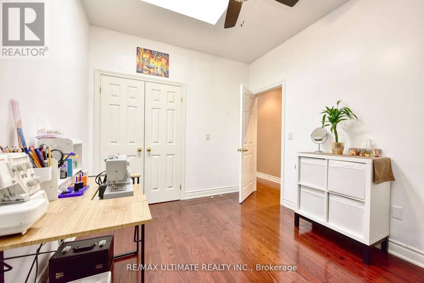 227 Earlscourt Avenue — photo 22 of 30