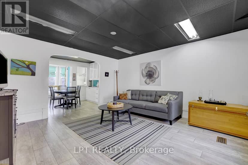 8197 Victoria Street, Ottawa, photo 5