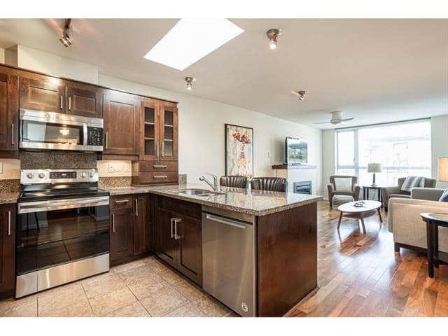 303 15777 MARINE DRIVE, White Rock, photo 3