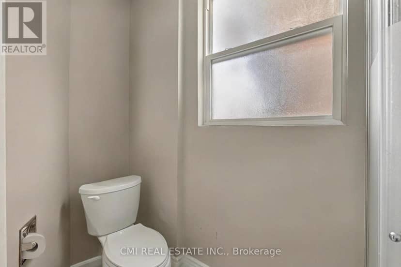 122 Montrose Street — photo 19 of 40