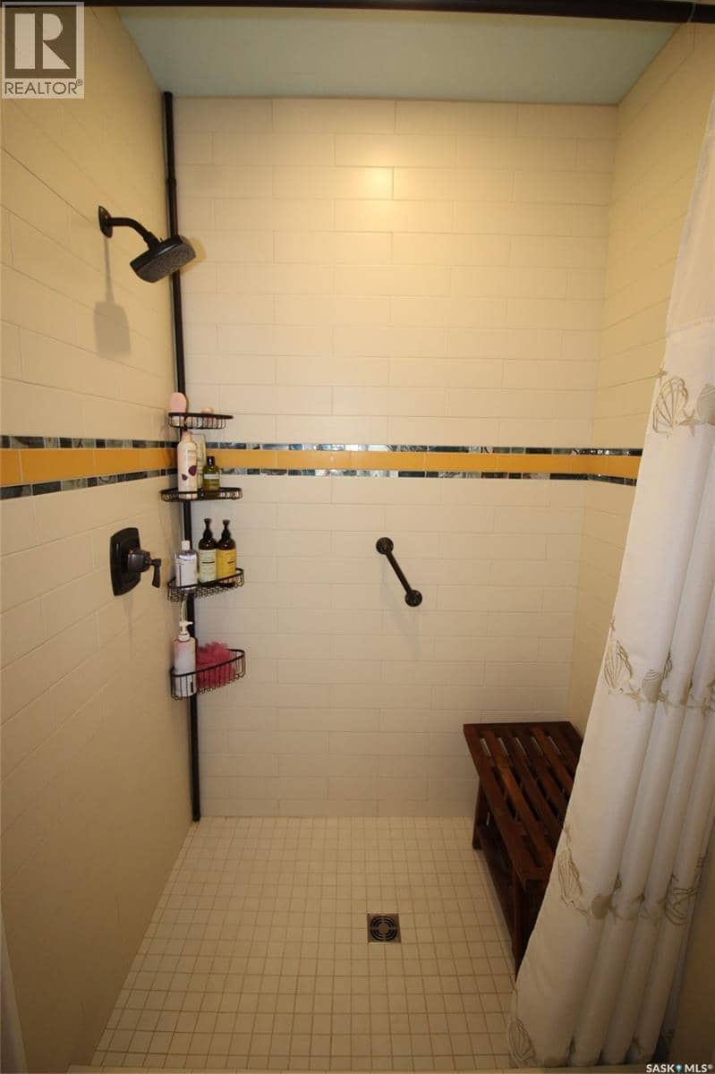 580 1st STREET E — photo 18 of 38