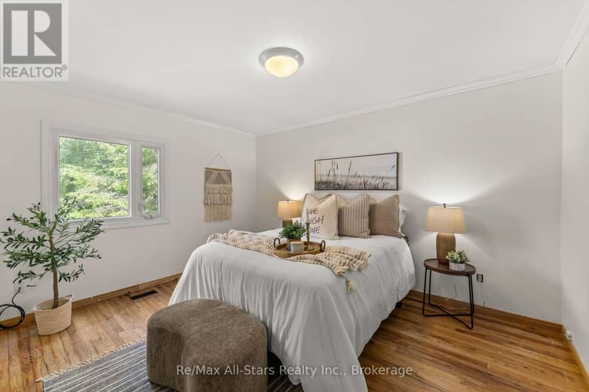 60 Reed Boulevard — photo 19 of 40