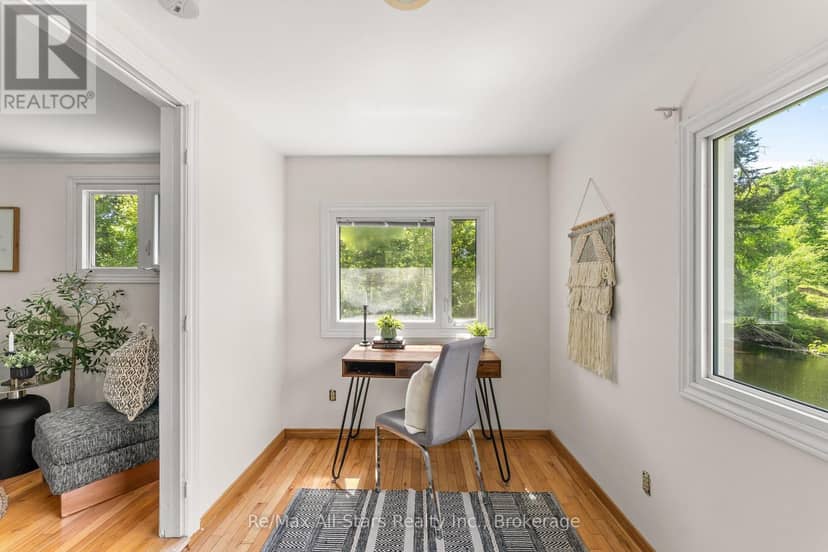 60 Reed Boulevard — photo 25 of 40