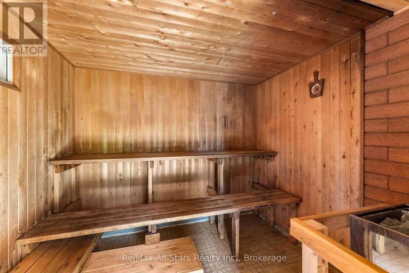 60 Reed Boulevard — photo 28 of 40