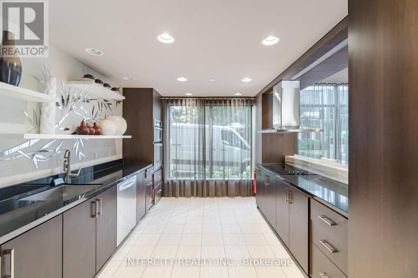 3104 - 23 Sheppard Avenue E — photo 38 of 40