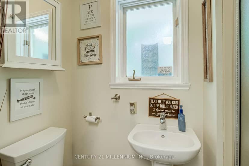 101 Birch Grove — photo 19 of 40