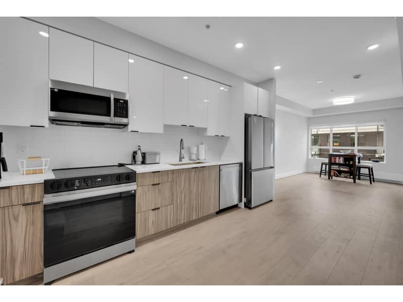 206 13458 95 AVENUE, Surrey, photo 5