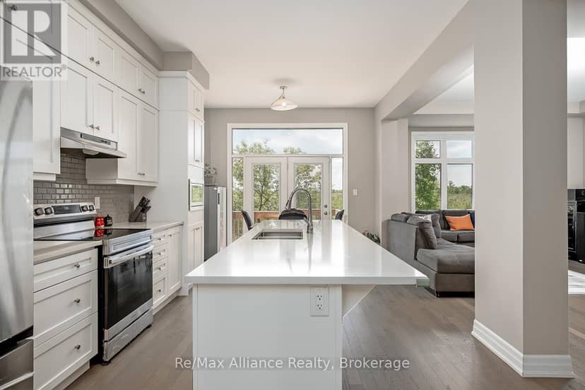 3291 Harasym Trail — photo 11 of 40