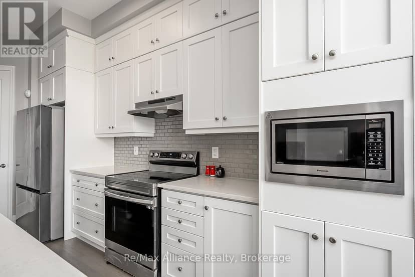 3291 Harasym Trail — photo 16 of 40