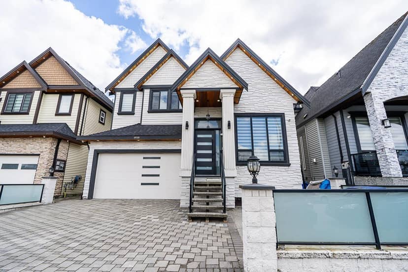 10598 124 STREET, Surrey, photo 2