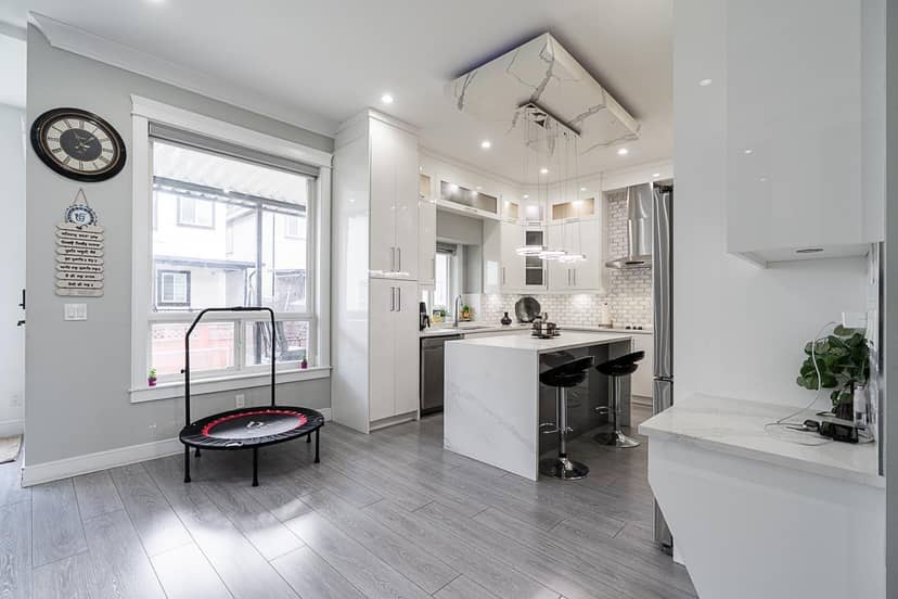 10598 124 STREET, Surrey, photo 6
