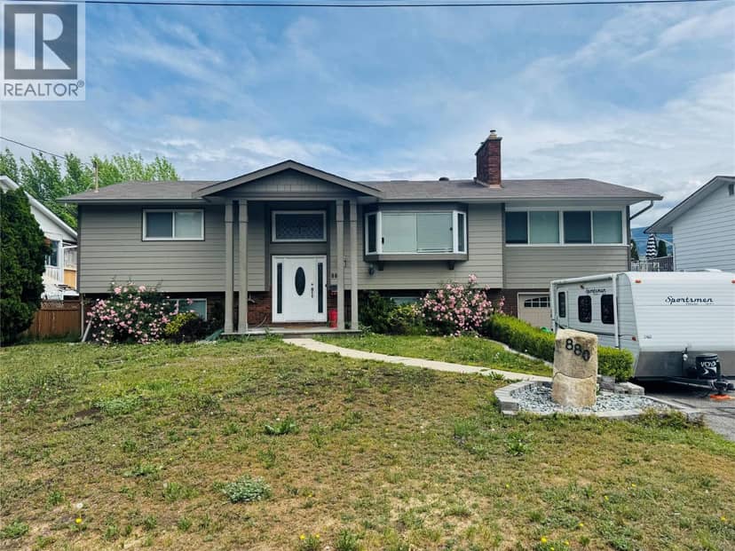 880 Tamarack Drive, Kelowna, photo 3