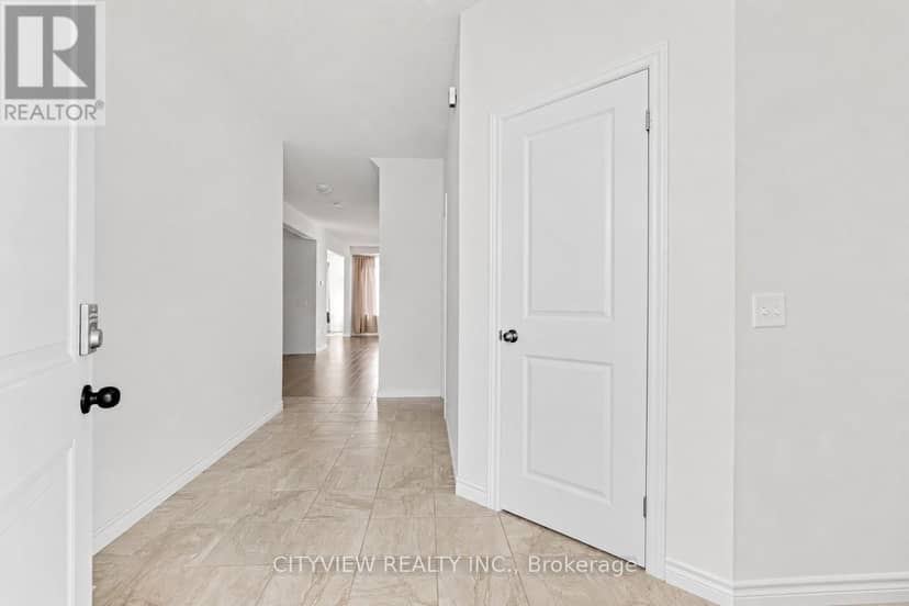28 Hartfield Street — photo 6 of 33