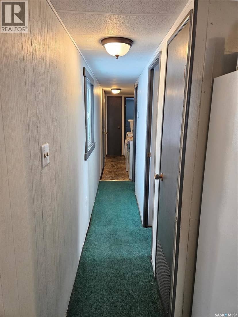 702 Railway AVENUE — photo 16 of 24