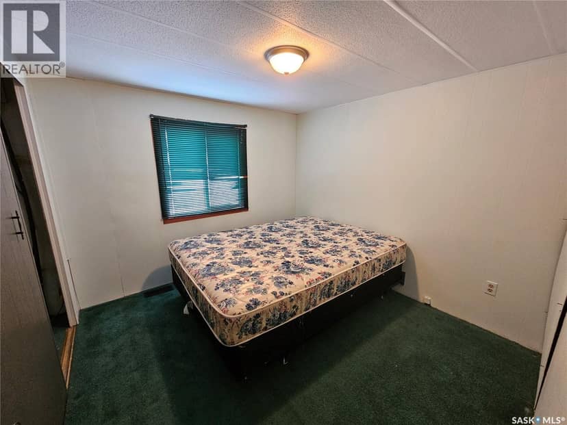 702 Railway AVENUE — photo 17 of 24