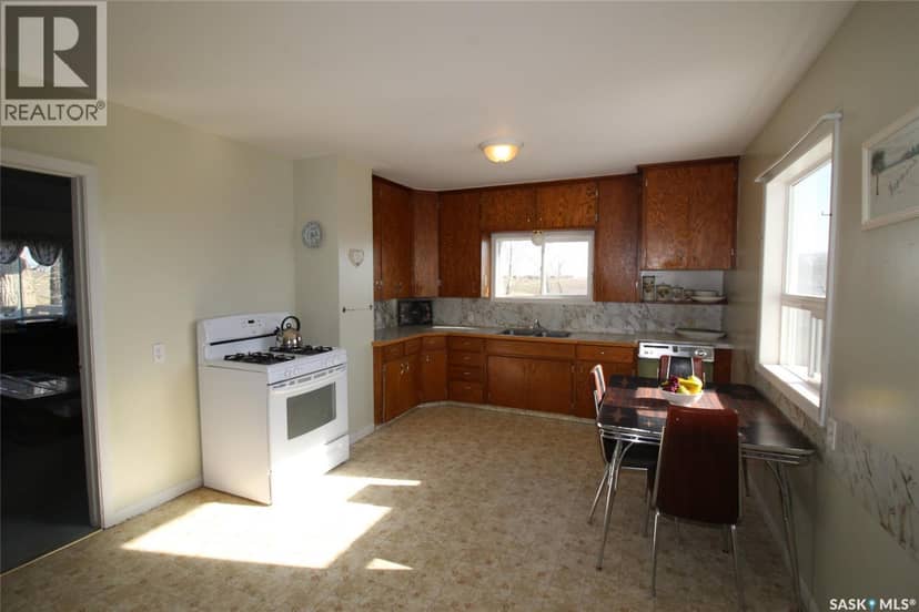 710 Railway AVENUE, Arlington Rm No. 79, photo 3